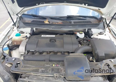 2013 Volvo Xc90 3.2/3.2 Platinum/3.2 Premier Plus z USA, uszkodzony, nr VIN YV4952CY8D1667594